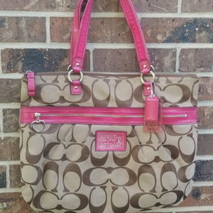 EUC Rare Coach Pink Signature Daisy